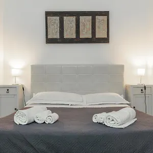 Zefnea House Apartament
