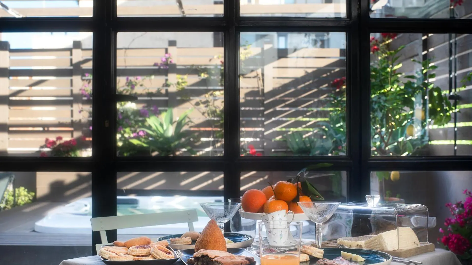 Fra Le Righe Bed & Breakfast Catania 0*,  Italy